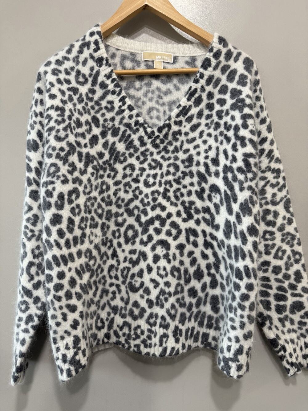 Michael Kors Angora rabbit hair Animal Print Fuzzy Sweater Black /White Sz-XL